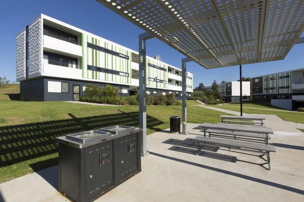 Western Sydney Village - * Campbelltown